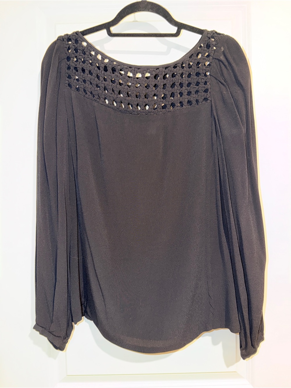 Rare Vintage Diane Von Furstenberg Black Braided/Knotted Yoke Long Sleeve Blouse